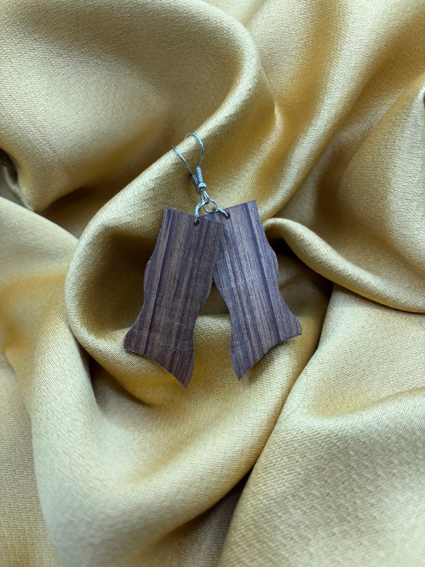 BOUCLES D'OREILLES NOYER