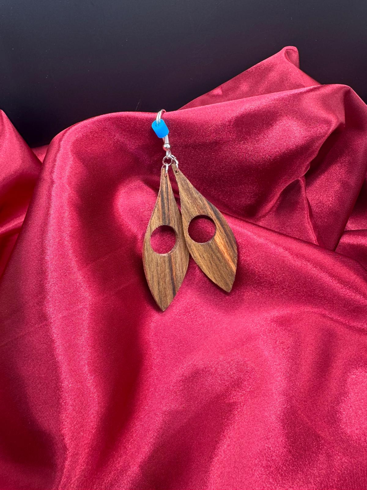 BOUCLES D'OREILLES HÊTRE