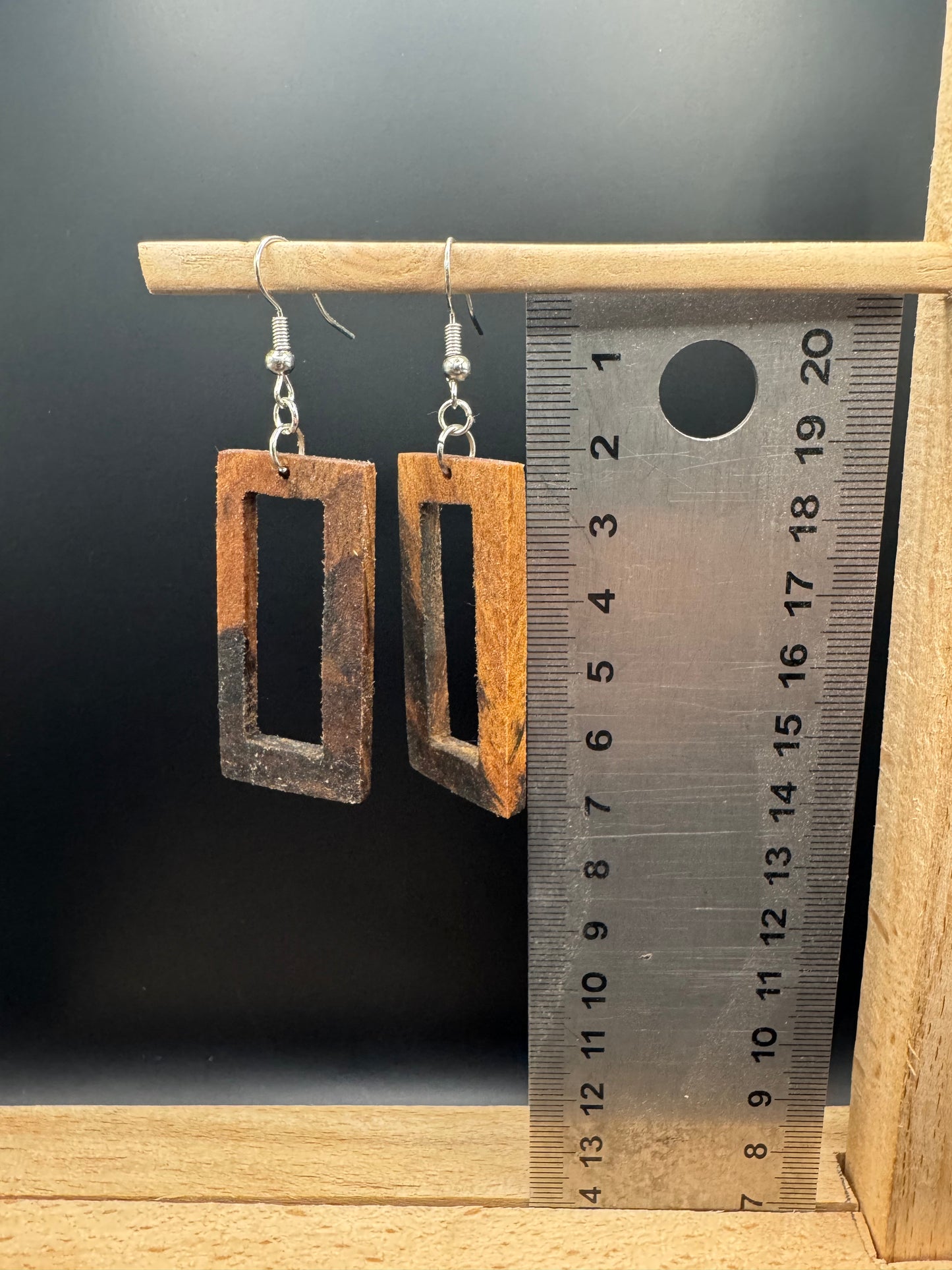 BOUCLES D'OREILLES NOYER