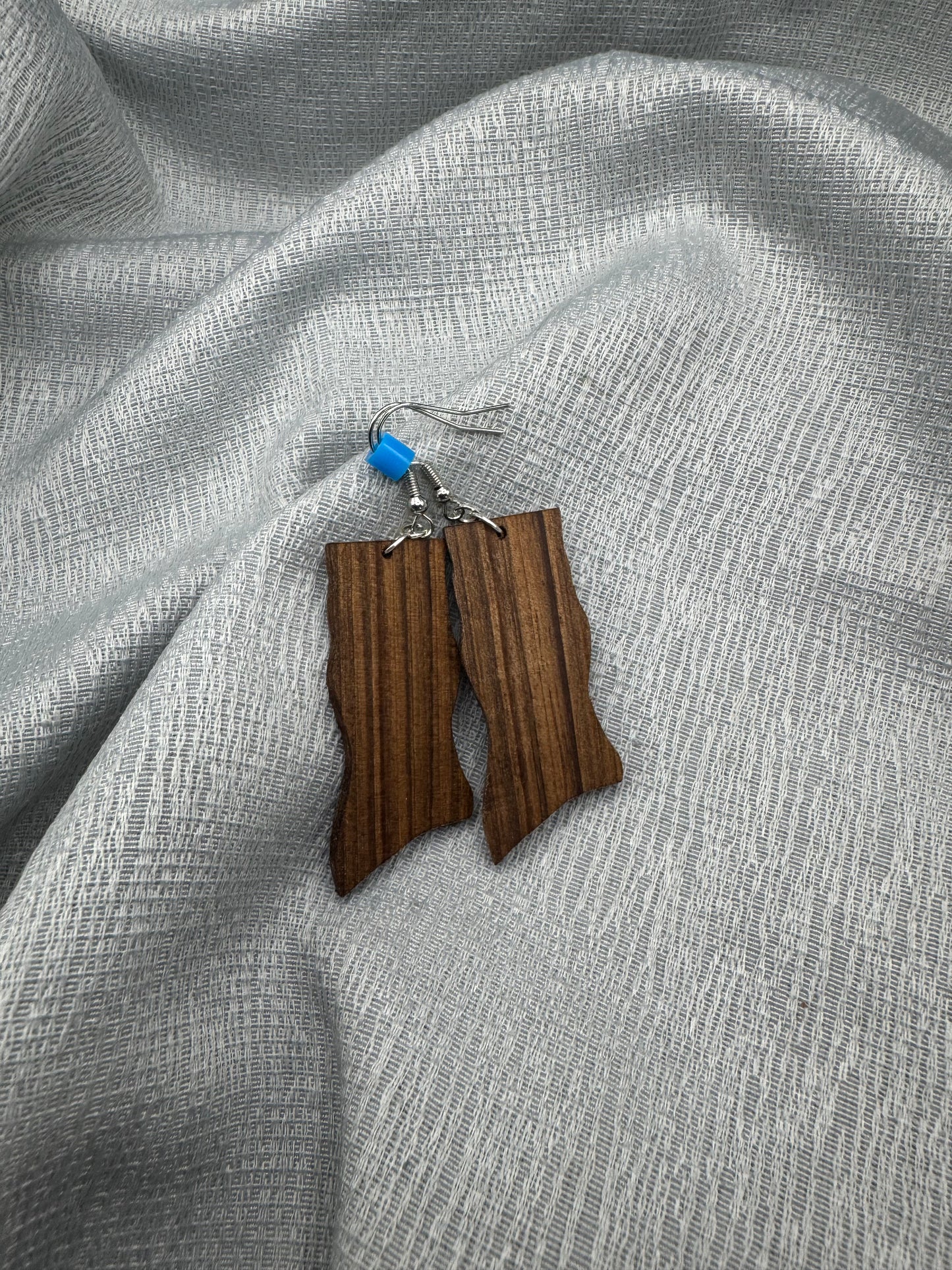 BOUCLES D'OREILLES NOYER