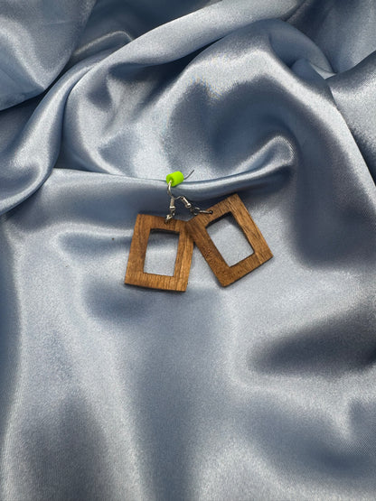 BOUCLES D'OREILLES NOYER