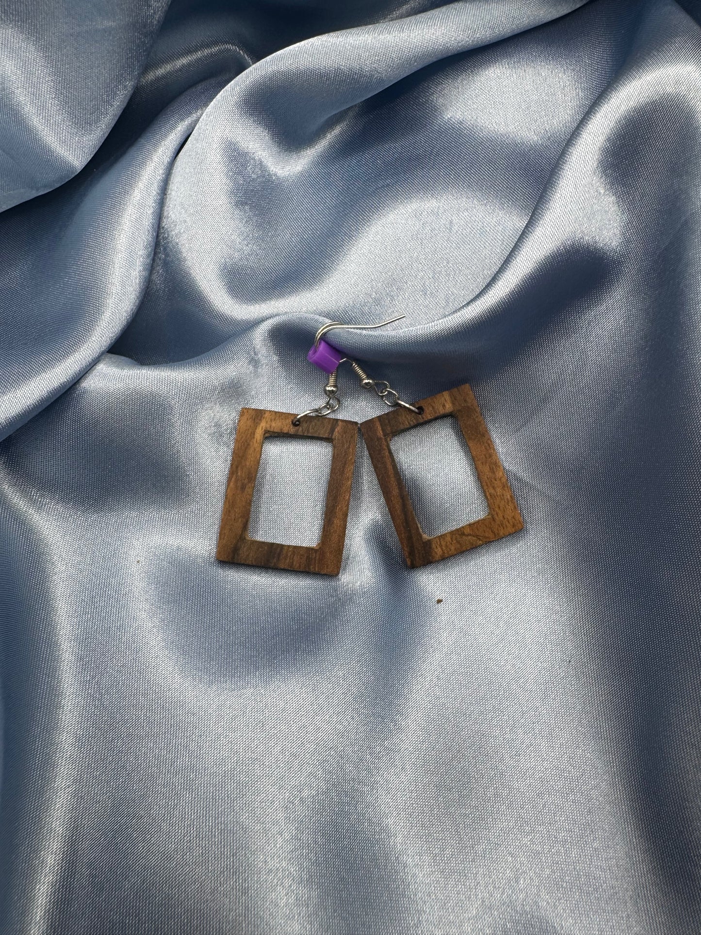 BOUCLES D'OREILLES NOYER