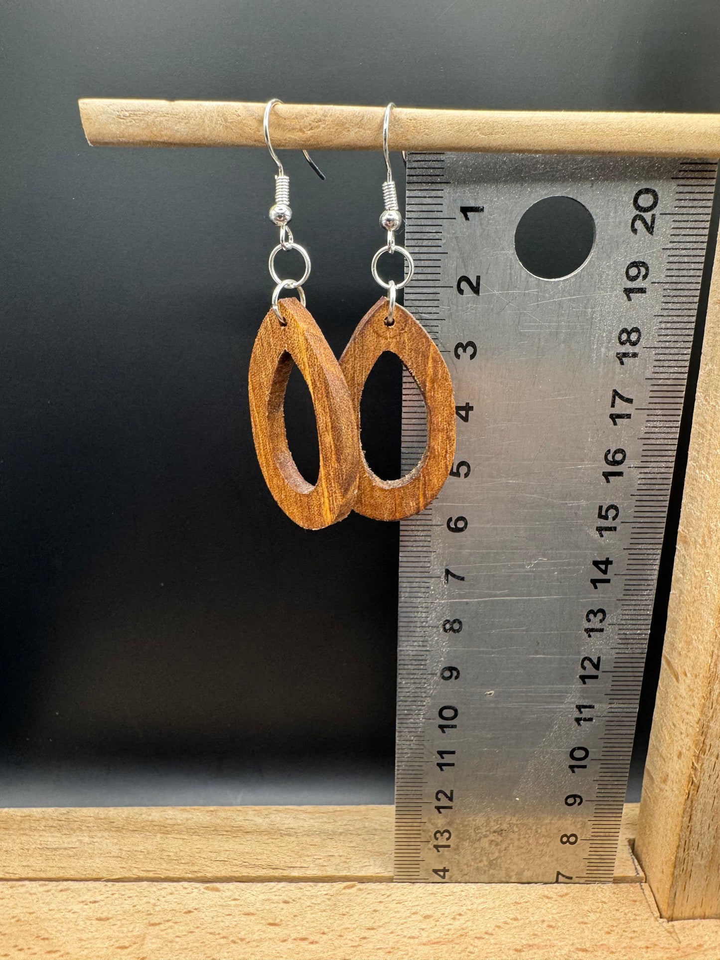 BOUCLES D'OREILLES NOYER