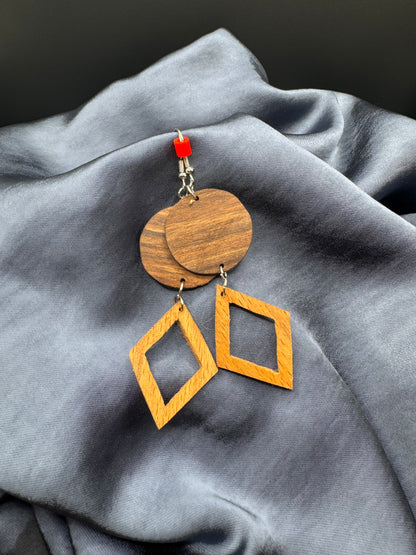 BOUCLES D'OREILLES DOUBLE NOYER