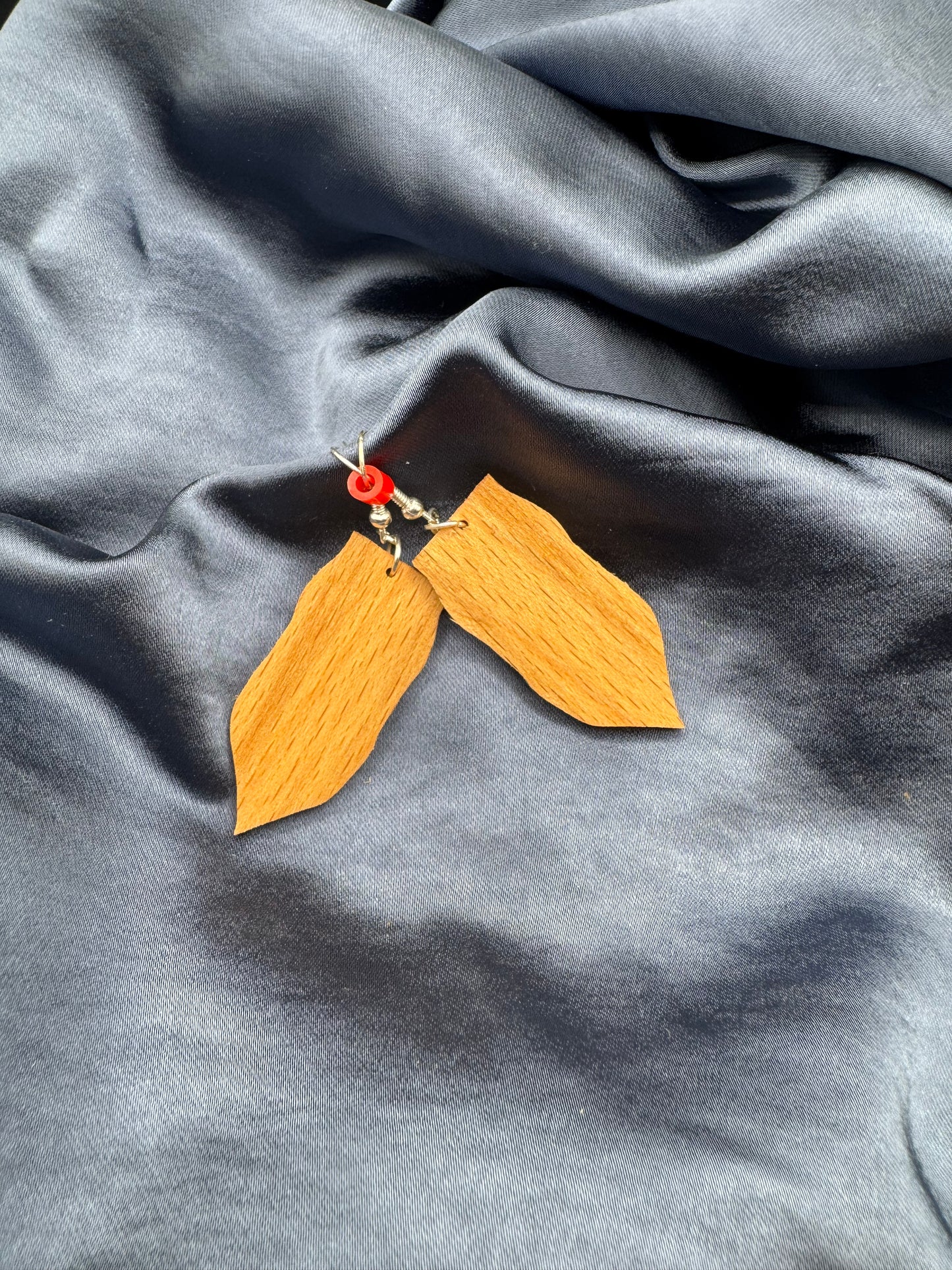 BOUCLES D'OREILLES HÊTRE