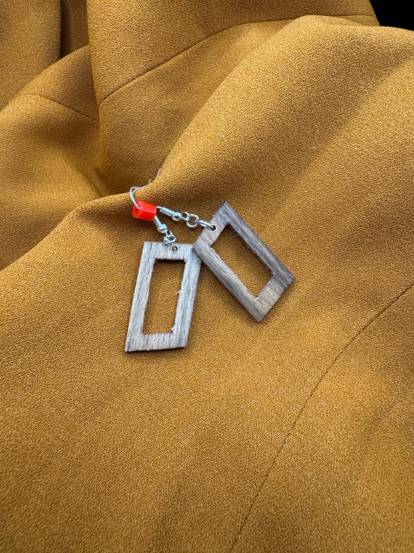 BOUCLES D'OREILLES HÊTRE